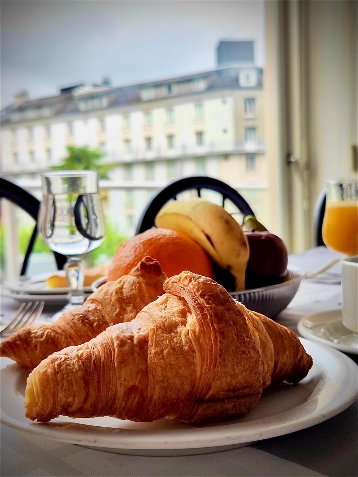 Hotel De Lisieux Лурд Екстер'єр фото